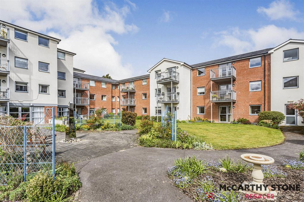 Property photo 1 of 31 49Ladysusancourt-17.Jpg