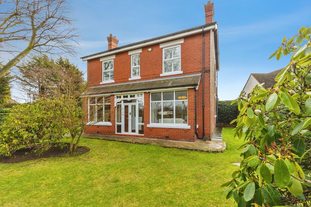 Property photo 1 of 36 Pbox-Img.Jpg