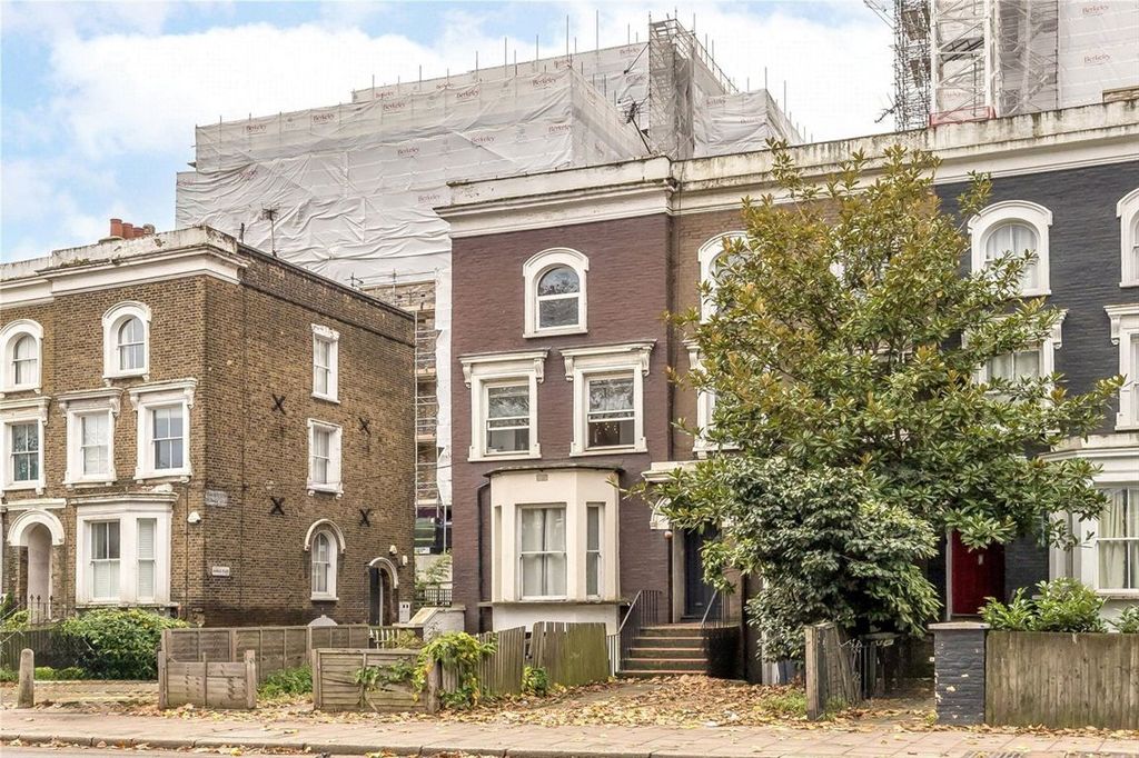 Property photo 2 of 6