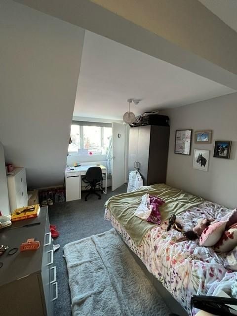 Property photo 2 of 14 Bright, Cozy Bedroom With A Double Bed, Desk By A ...