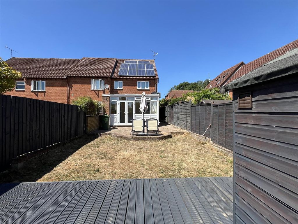 Property photo 2 of 16
