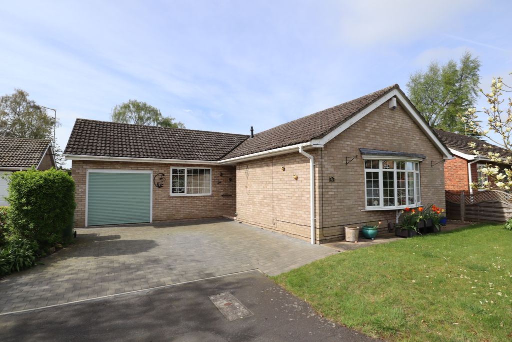 Property photo 1 of 16