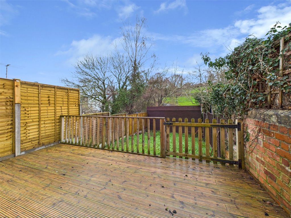 Property photo 3 of 18 Picture No. 15