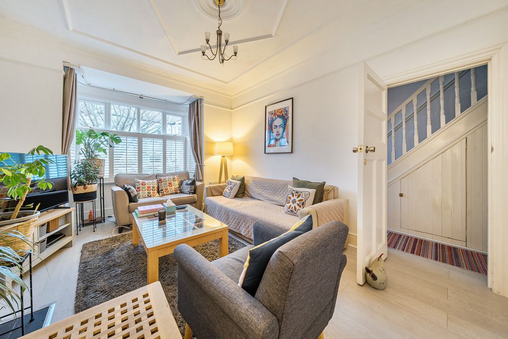 Property photo 2 of 20 1397334-8-6967c09...