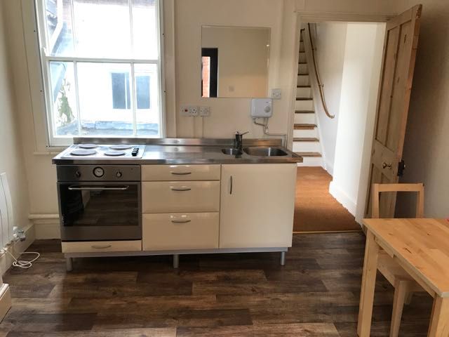 Property photo 1 of 8 Kitchen 