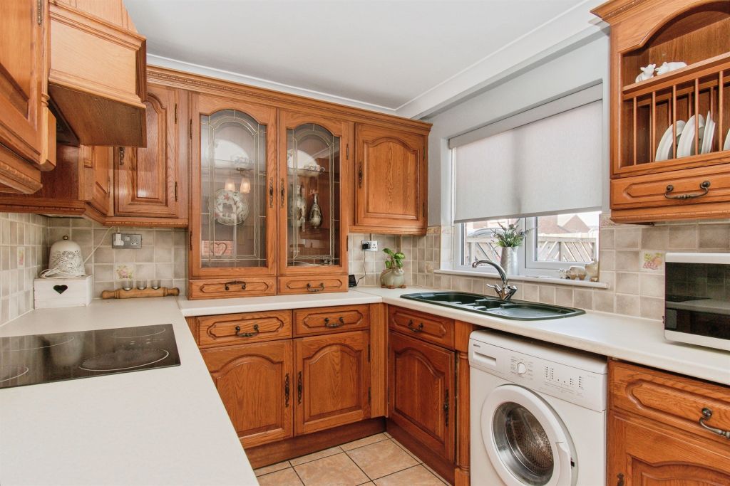 Property photo 2 of 14