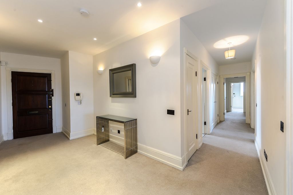 Property photo 2 of 16 Photo 15