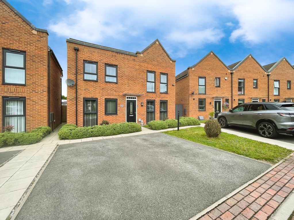 Property photo 1 of 24 1