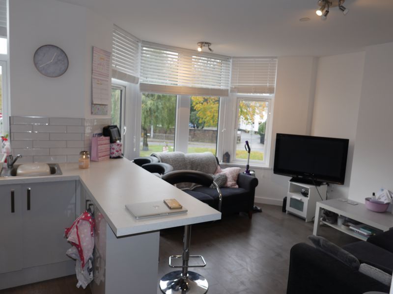 Property photo 3 of 15 Photo 7