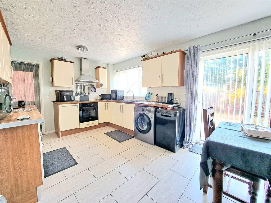 Property photo 3 of 18 Picture No. 08