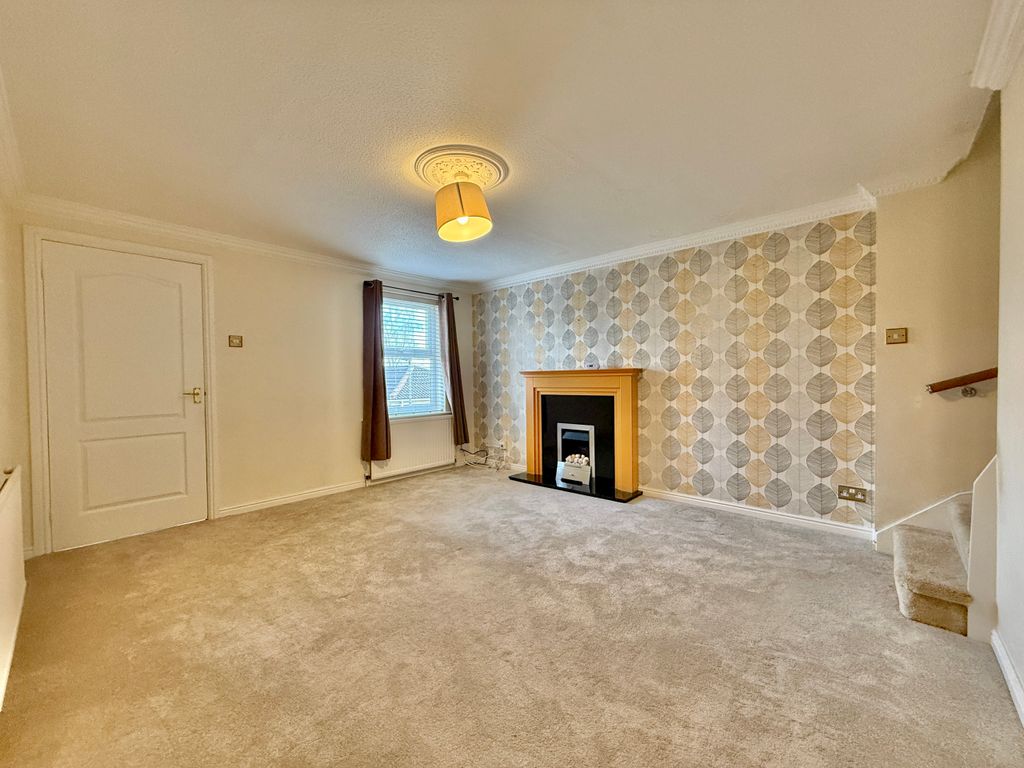 Property photo 2 of 8 Living Room