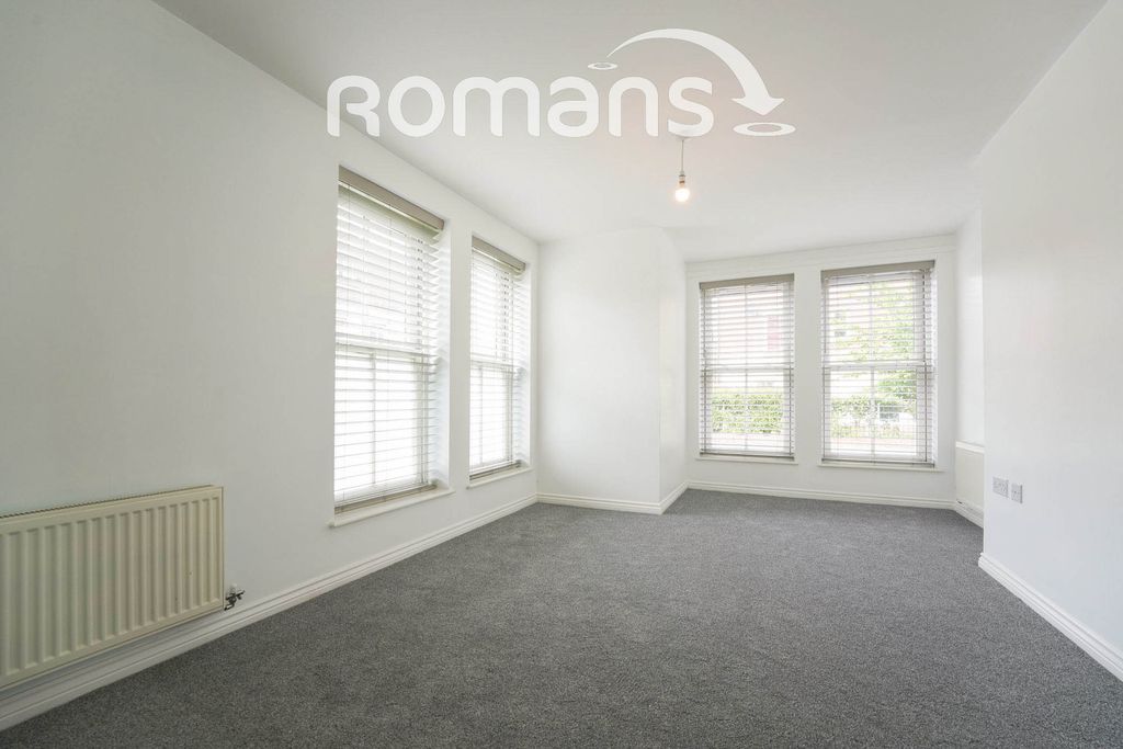 Property photo 3 of 8 2