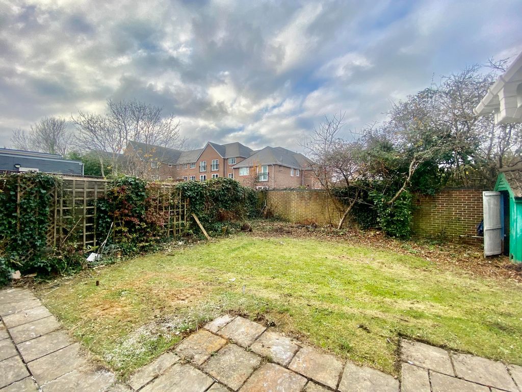 Property photo 3 of 9 Image