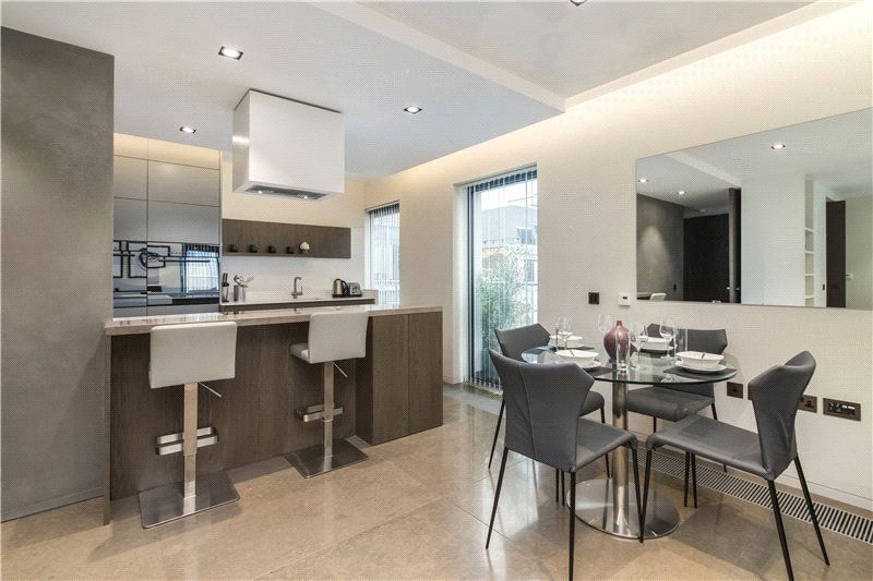 Property photo 3 of 15 Kitchen/Reception Ro