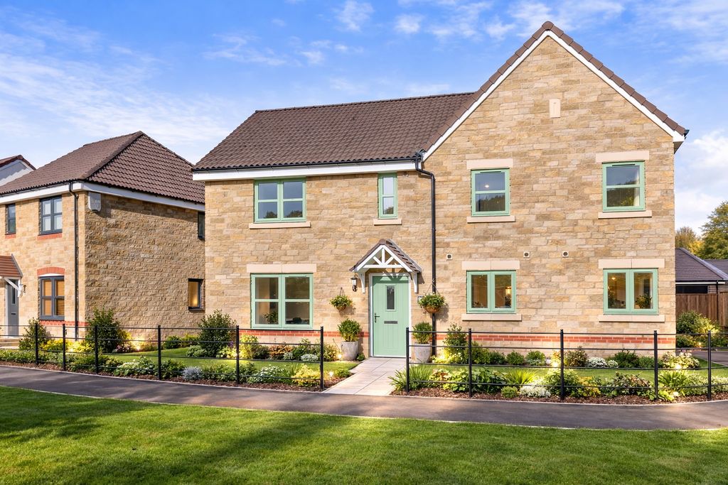 Property photo 2 of 12