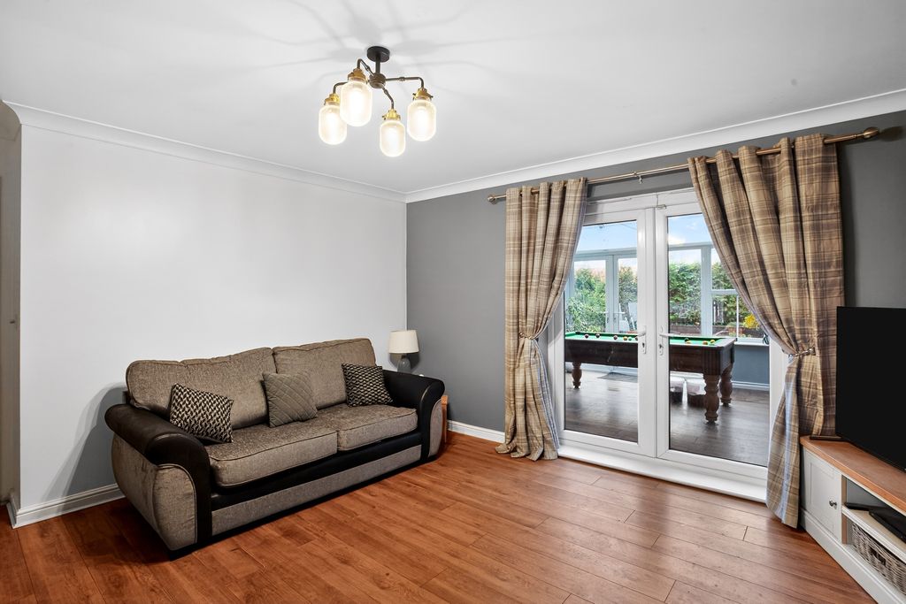 Property photo 3 of 30