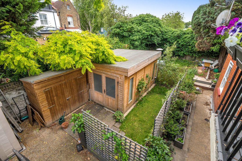 Property photo 3 of 12 1472965-4-6A2Fd45...
