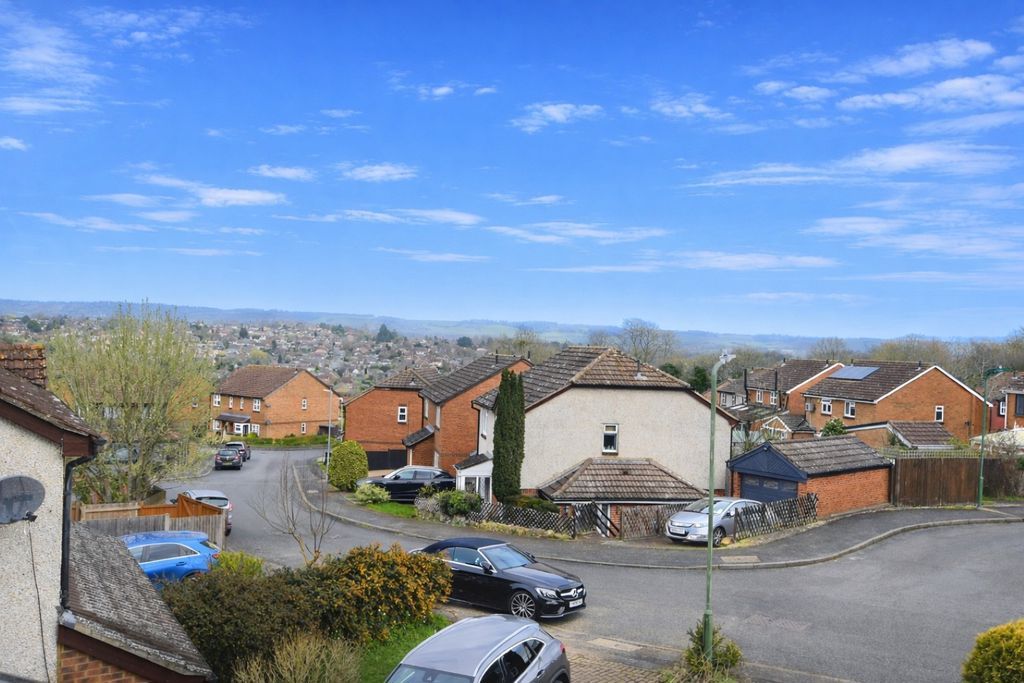 Property photo 2 of 9 Photo 5