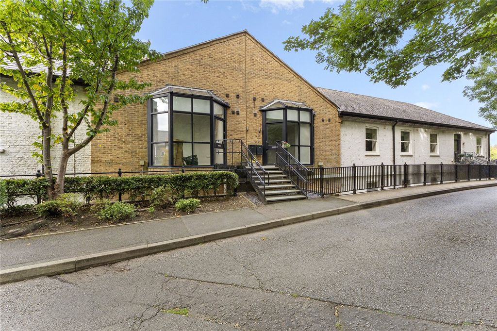 Property photo 2 of 13 Picture No. 02