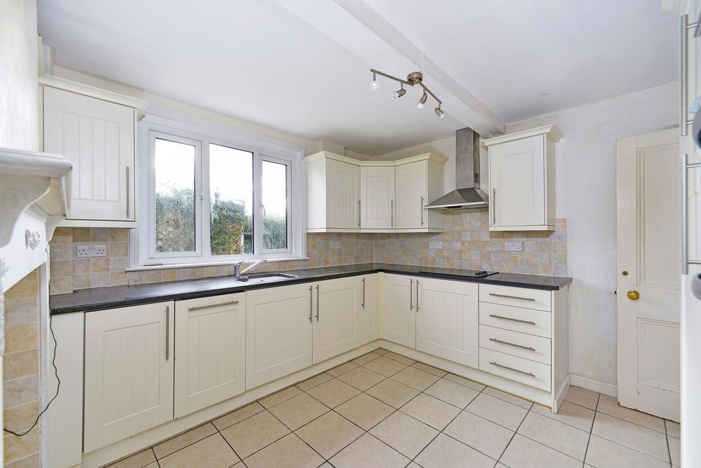 Property photo 2 of 14 Photo 7