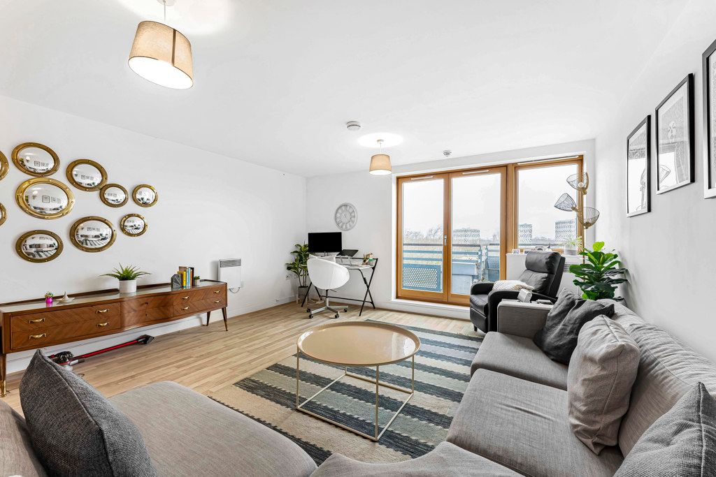 Property photo 1 of 22 Reception Room