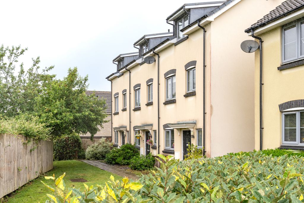 Property photo 2 of 21 A7405514-22