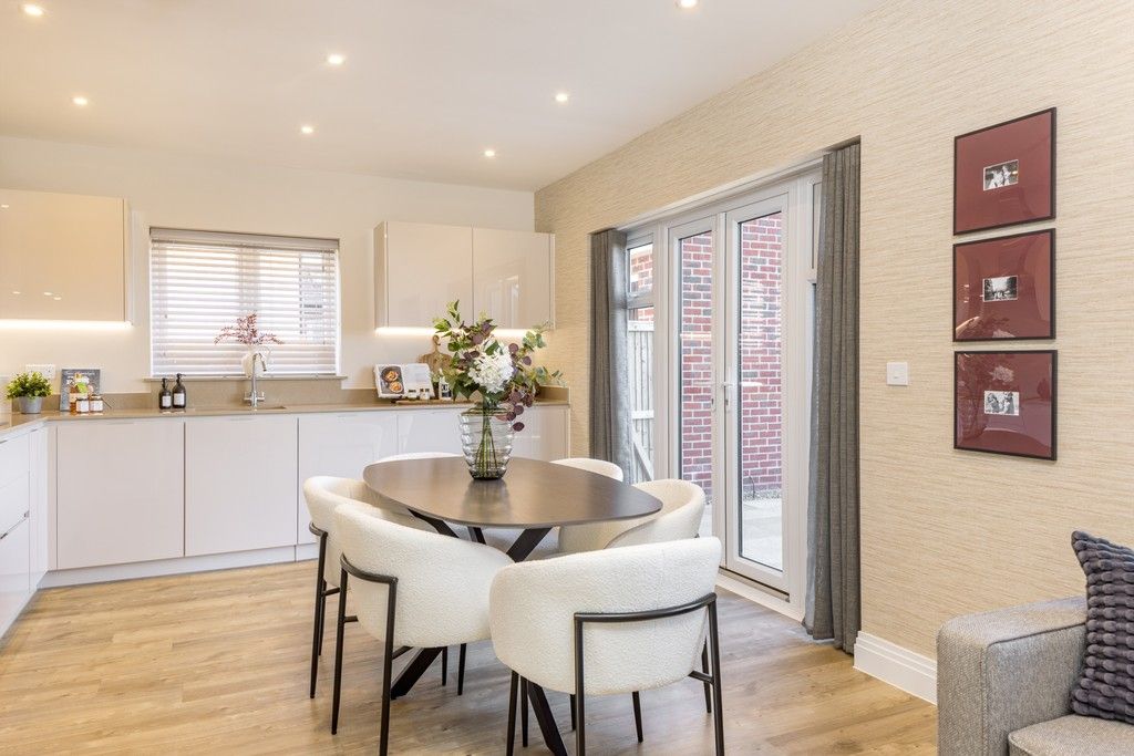 Property photo 3 of 9 Samuel Gardens, Arlesey