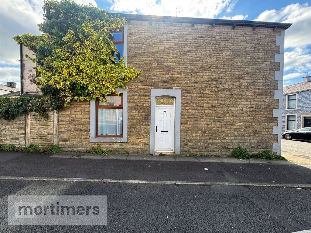 Property photo 1 of 14 Front External