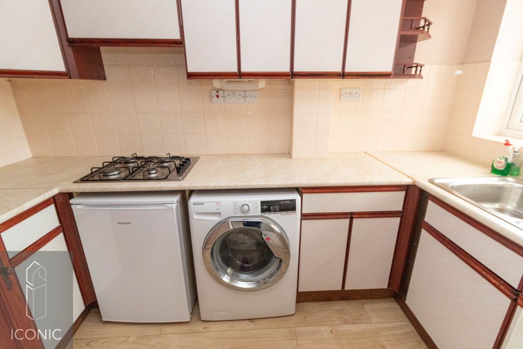 Property photo 3 of 15 Photo 2