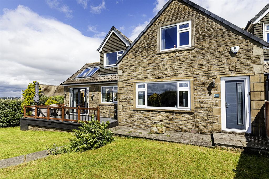 Property photo 1 of 58