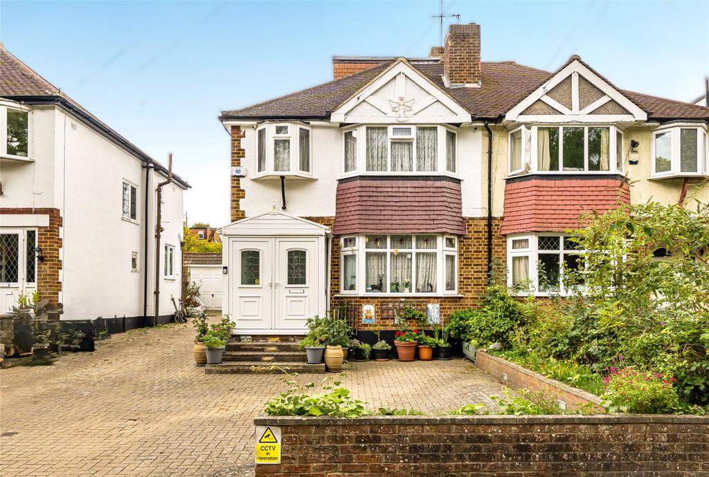 Property photo 1 of 16 Picture No. 23