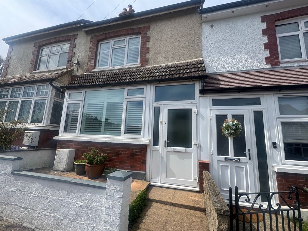 Property photo 1 of 13 Front