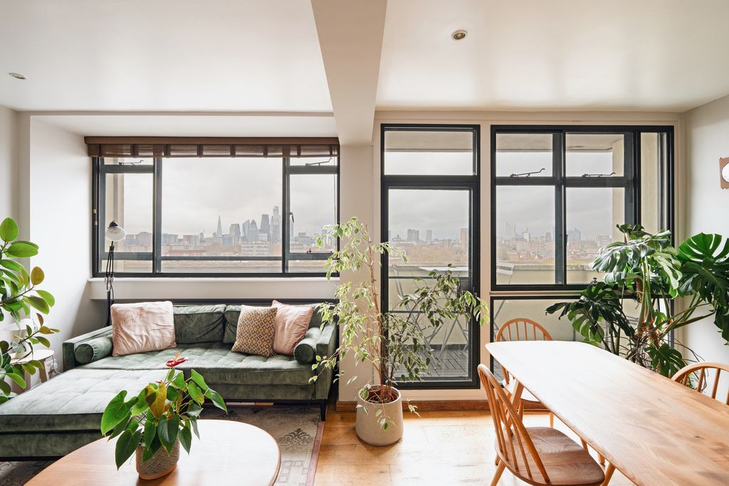 Property photo 1 of 27 324232 - Mp06364.Jpg