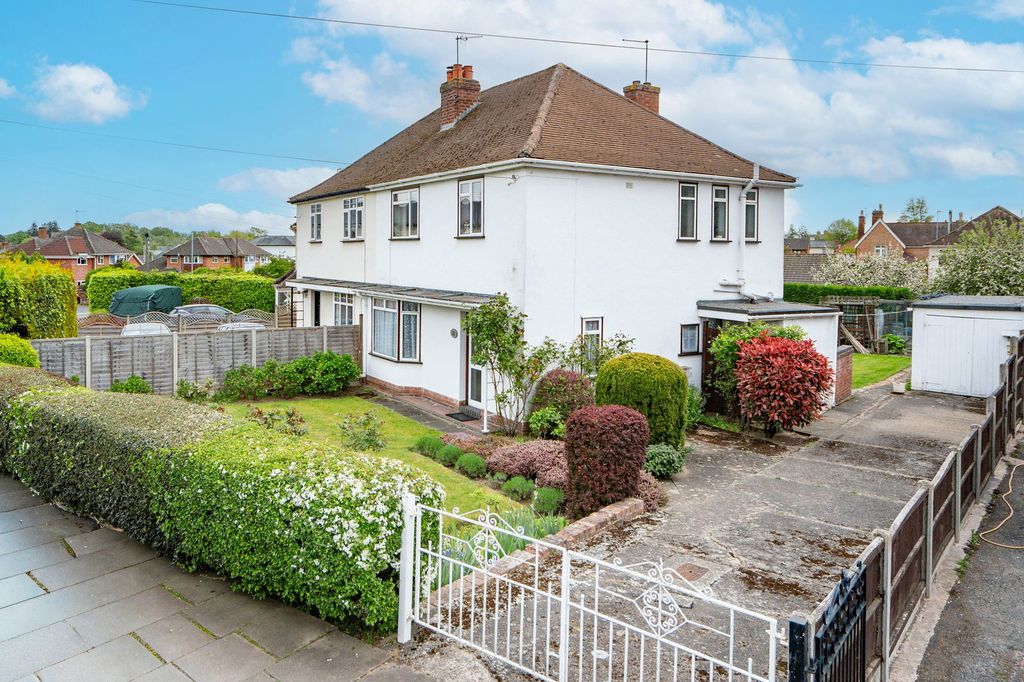 Property photo 1 of 16