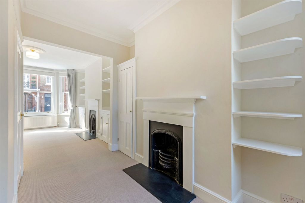 Property photo 3 of 10 Picture No. 06