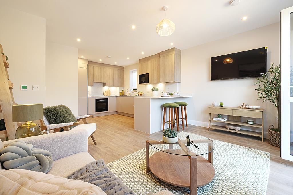 Property photo 1 of 11 1-Cobhamrd-Showapt-3-7446.Jpg