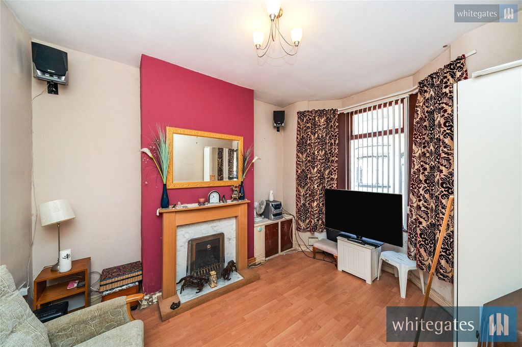 Property photo 2 of 22 Picture No. 11