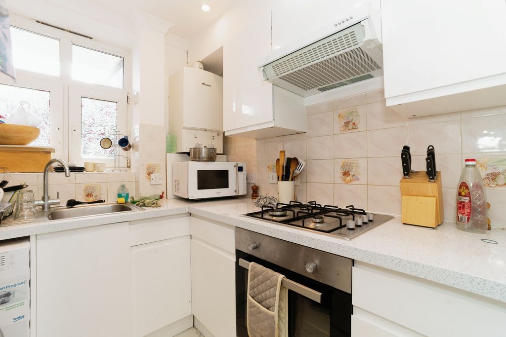 Property photo 1 of 5 1
