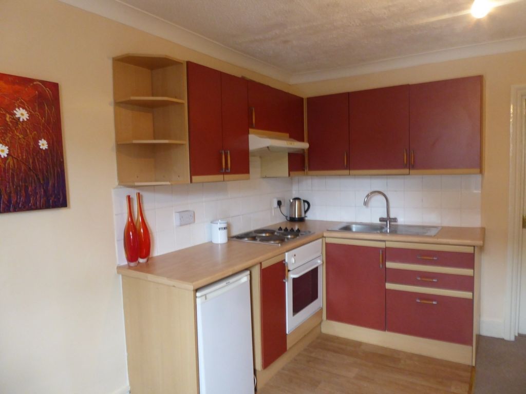 Property photo 3 of 7 5036372