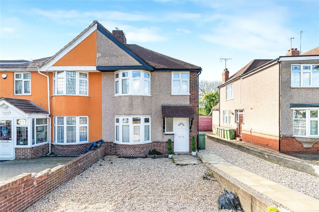 Property photo 1 of 15 External