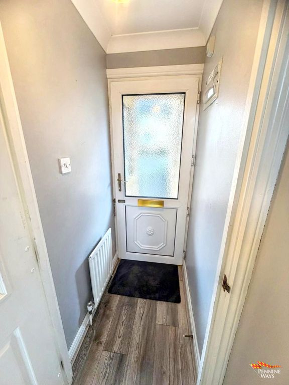 Property photo 3 of 28