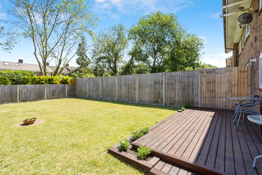 Property photo 2 of 14