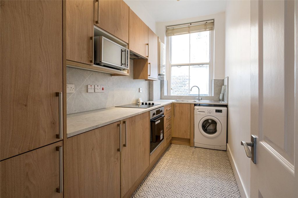 Property photo 2 of 6 Picture No. 06