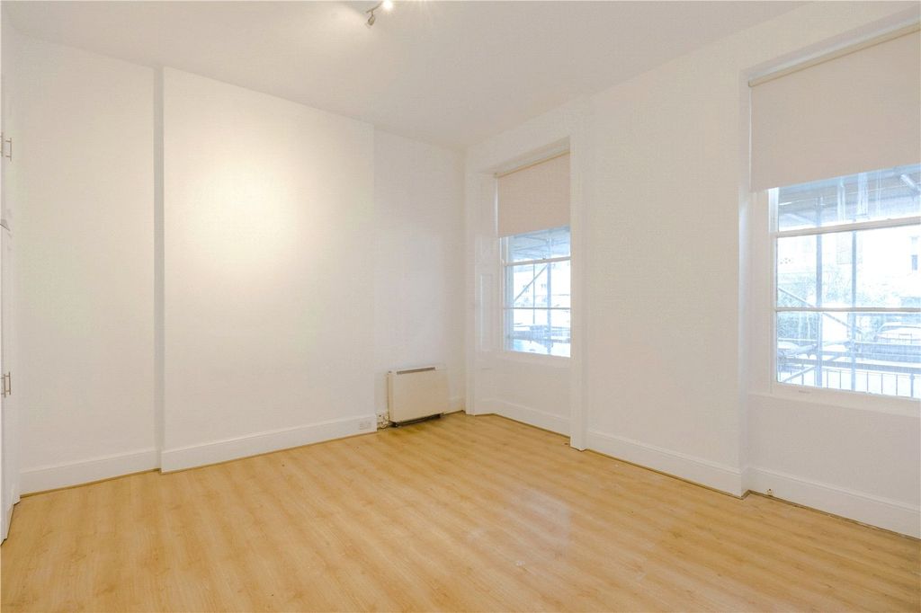 Property photo 2 of 7 Picture No. 06