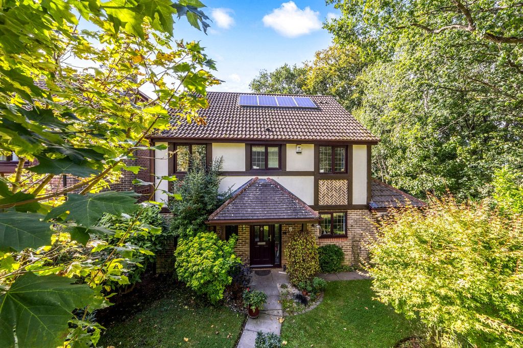 Property photo 1 of 24