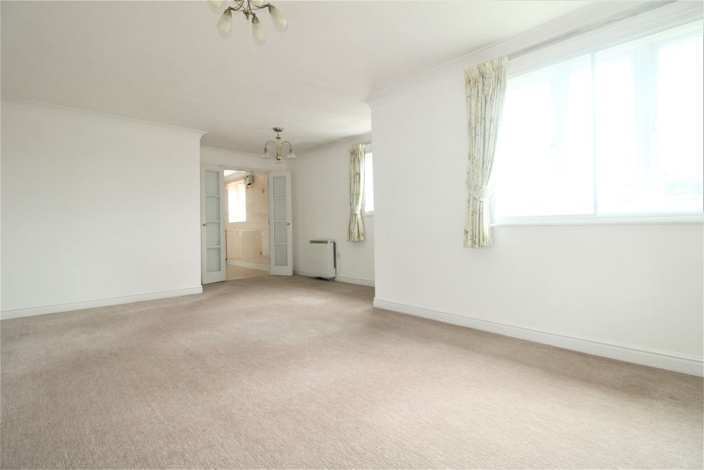 Property photo 3 of 8