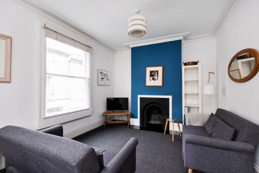 Property photo 2 of 17 4A, St. Saviours Road, Larkhall, Bath, BA1 6Rt-2.J