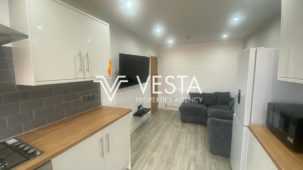 Property photo 1 of 27