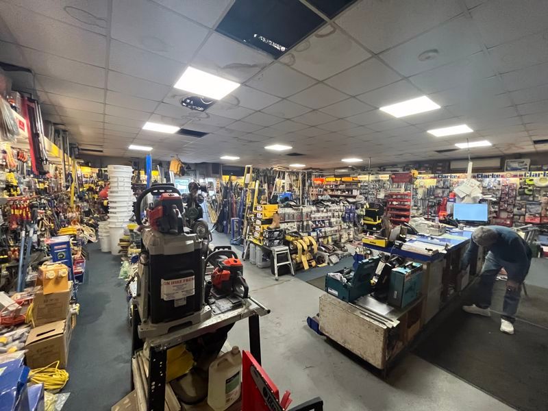 Property photo 3 of 10 Photo 8