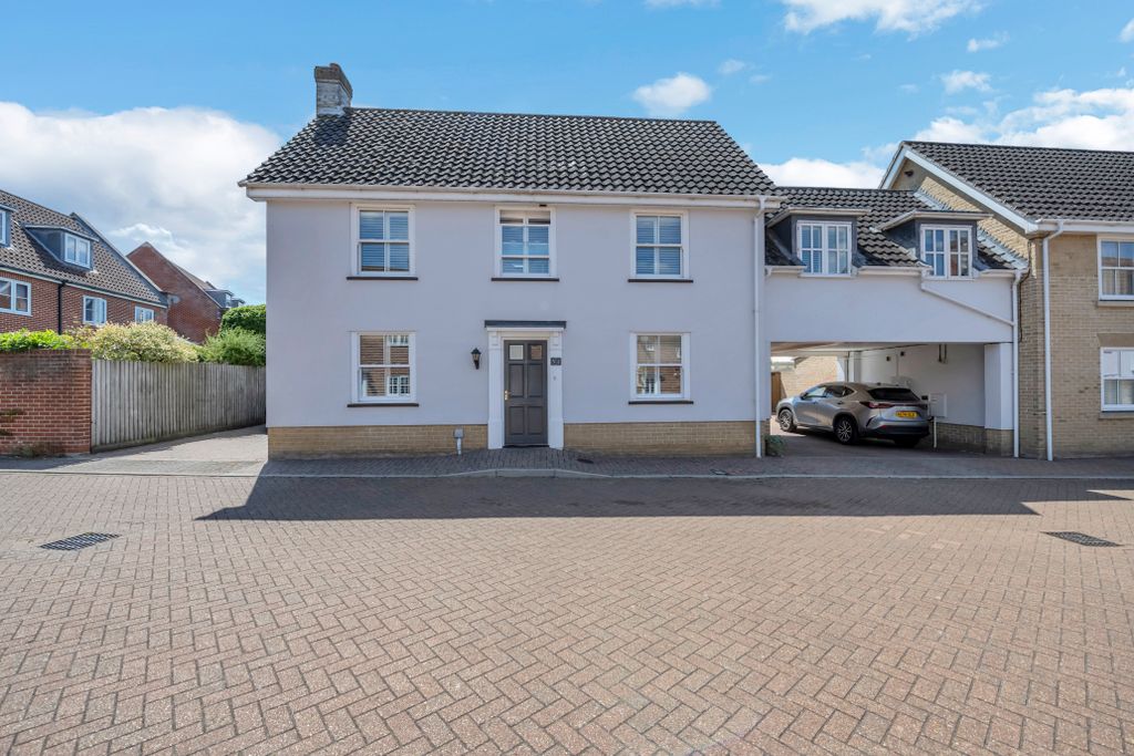 Property photo 1 of 19
